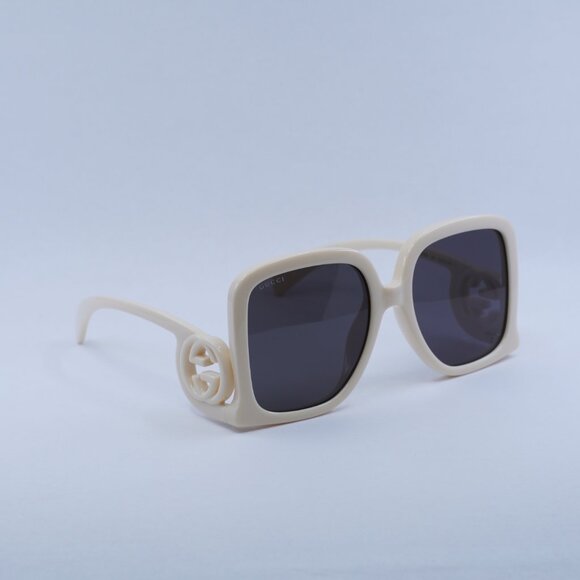 🕶️ New Gucci GG1326S 009 Sunglasses - Ivory Frame, Grey Mirror Lenses - Picture 9 of 11
